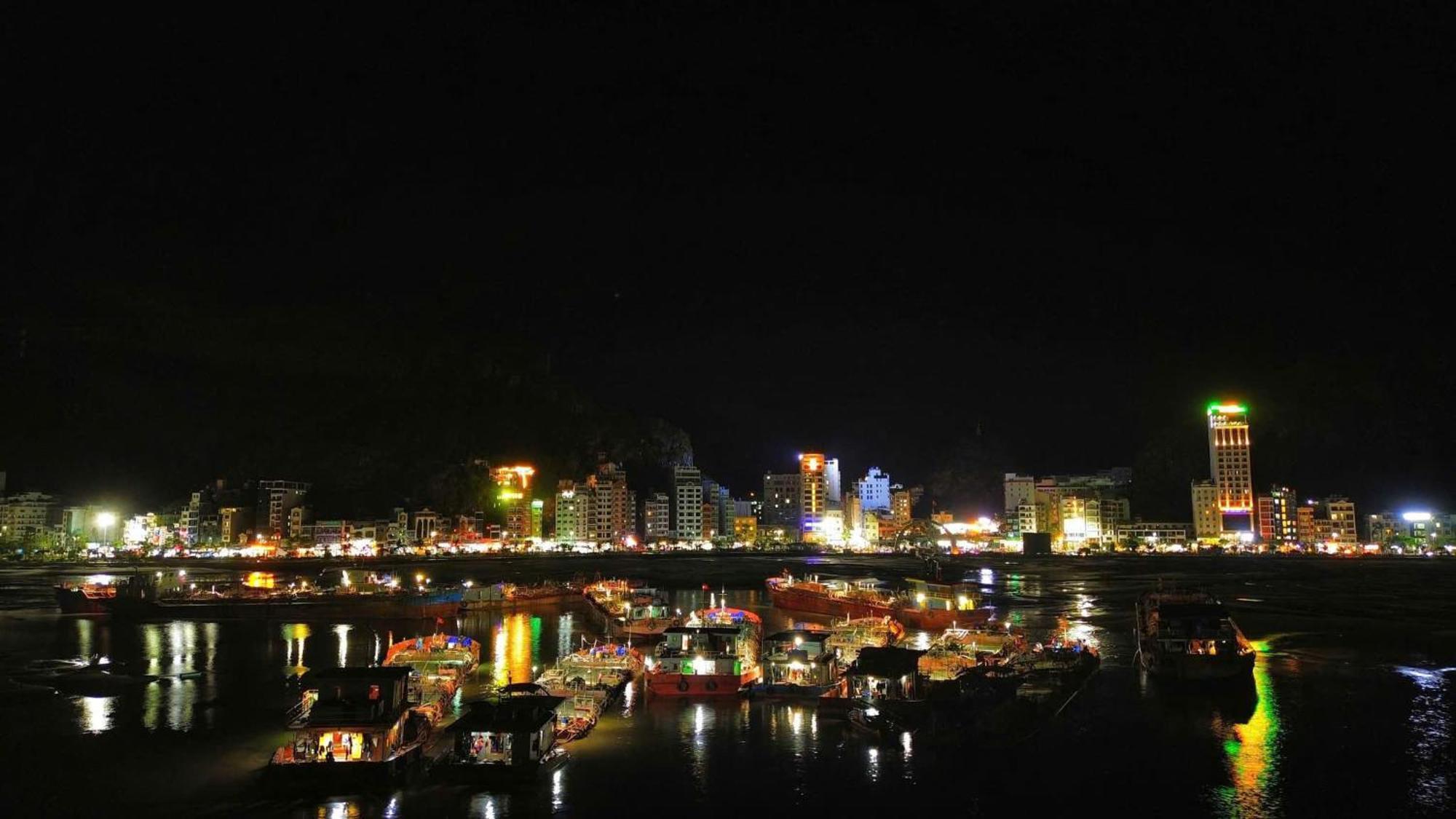 Thu Ha Sea View Hotel Dong Khe Sau 외부 사진